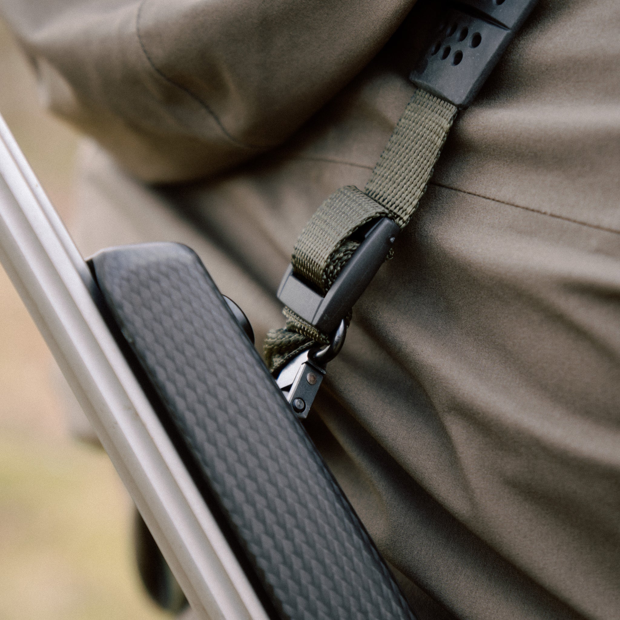 Kestros Sling & Clip